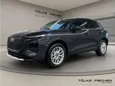 Neu Audi Q3 150 PS (110 kW) 2026 Grau (tamboragrau) SUV
