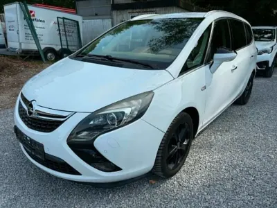 Gebraucht Opel Zafira Tourer Innovation 165 PS (121 kW) 2012 Weiß Van / Kleinbus