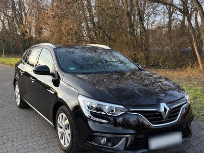 Usata Renault Mégane GrandTour LIMITED 132 CV (97 kW) 2018 Nero Station wagon
