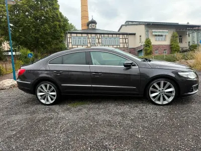 Gebraucht VW Passat 170 PS (125 kW) 2010 Schwarz Limousine