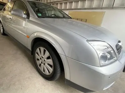 Gebraucht Opel Vectra 147 PS (108 kW) 2003 Silber Limousine