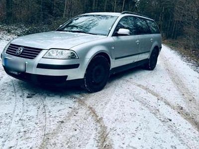 Gebraucht VW Passat 131 PS (96 kW) 2001 Silber Kombi