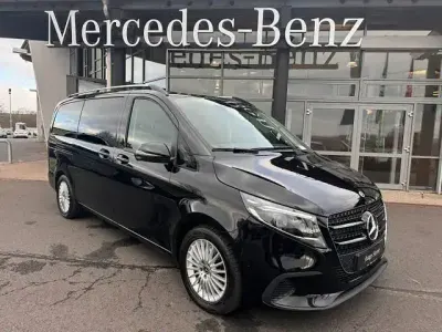 Gebraucht Mercedes V250 Style 190 PS (139 kW) 2025 Schwarz Van / Kleinbus