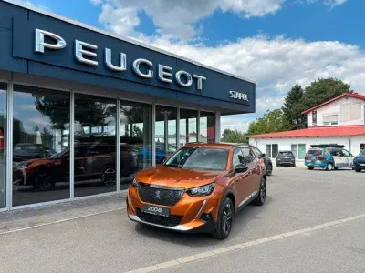 Gebraucht Peugeot 2008 Allure 131 PS (96 kW) 2022 Orange SUV