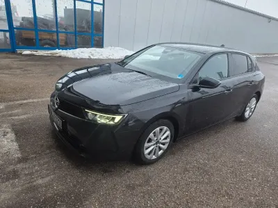 Gebraucht Opel Astra Edition 131 PS (96 kW) 2023 Schwarz Kleinwagen