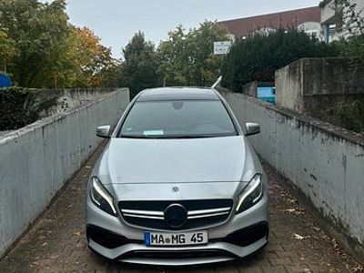 Mercedes A45 AMG