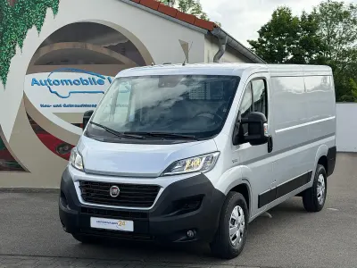 Gebraucht Fiat Ducato 136 PS (100 kW) 2019 Colore esterno (aluminium grau (metallic)) Van