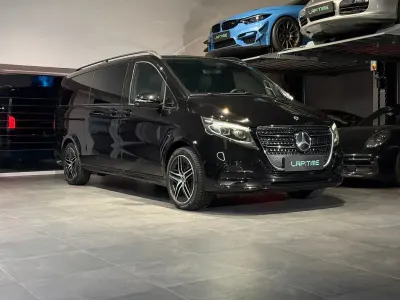 Gebraucht Mercedes V300 Exclusive 237 PS (174 kW) 2024 Schwarz Van / Kleinbus