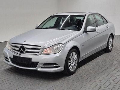 Gebraucht Mercedes C180 156 PS (114 kW) 2012 Iridiumsilbermet. Limousine