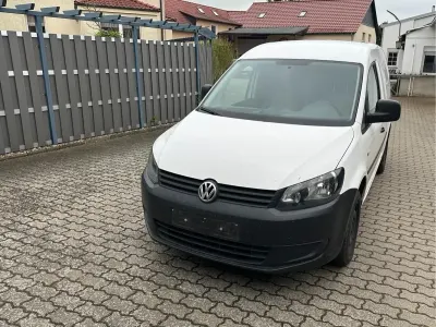 Gebraucht VW Caddy 102 PS (75 kW) 2013 Weiß Van / Kleinbus