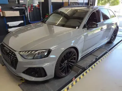 Gebraucht Audi RS4 Design 450 PS (330 kW) 2022 Nardograu Kombi