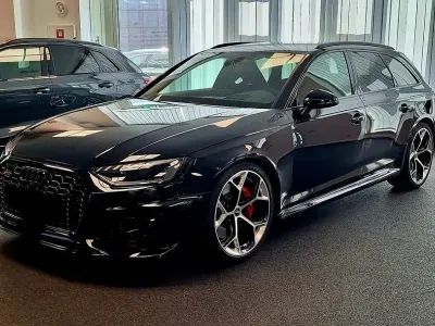 Gebraucht Audi RS4 Competition 450 PS (330 kW) 2023 Schwarz Kombi