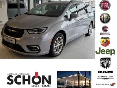 Gebraucht Chrysler Pacifica Touring 286 PS (210 kW) 2022 Silber Van