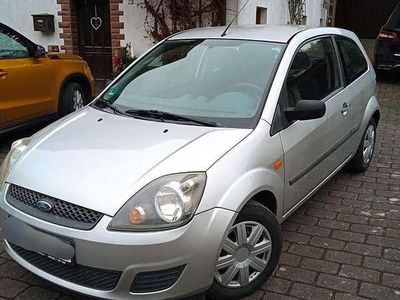 Gebraucht Ford Fiesta Trend 69 PS (50 kW) 2006 Limousine