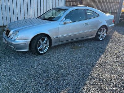Second-hand Mercedes CLK320 218 CP (160 kW) 2000 Argintiu Coupe