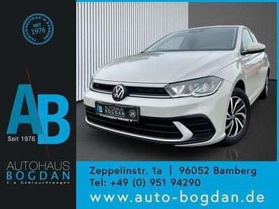 Ascotgrau Gebraucht 2024 VW Polo Life Limousine | 19.790 € (Fairer Preis)