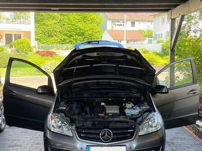 gebraucht Mercedes A180 AVANTGARDE Autotronic AVANTGARDE