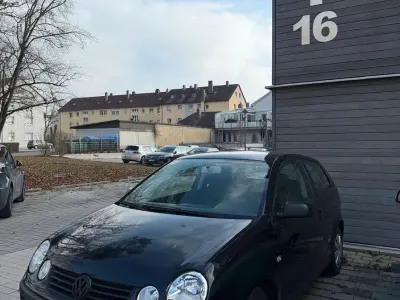 Gebraucht VW Polo Highline 64 PS (47 kW) 2004 Schwarz Kleinwagen