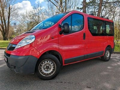 Gebraucht Opel Vivaro 90 PS (66 kW) 2011 Rot Van / Kleinbus