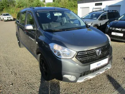 Gebraucht Dacia Lodgy Celebration 116 PS (85 kW) 2017 Grau Van / Kleinbus