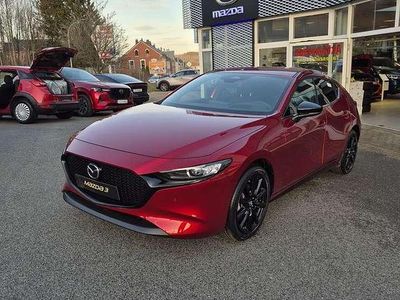Neu Mazda 3 Homura-Line 140 PS (102 kW) 2025 Soul red crysal Limousine