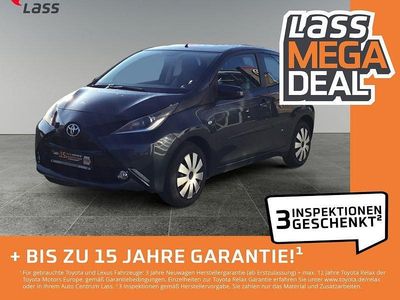 Marlingrau Gebraucht 2015 Toyota Aygo X-play Kleinwagen | 8.680 €