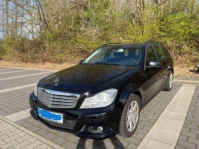 Gebraucht Mercedes C220 170 PS (125 kW) 2013 Schwarz Kombi
