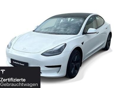 Begagnad Tesla Model 3 RWD 205 kW (279 HK) 2023 Vit Sedan