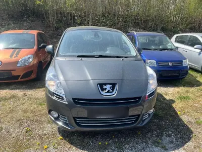 Gebraucht Peugeot 5008 Business-Line 150 PS (110 kW) 2010 Grau Van / Kleinbus