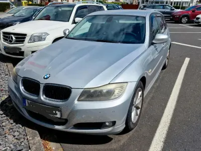 Gebraucht BMW 320 177 PS (130 kW) 2009 Silber Kombi