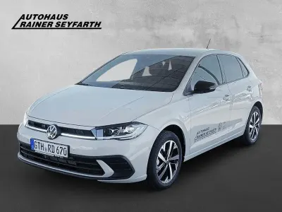 Gebraucht VW Polo 95 PS (69 kW) 2026 Grau Kleinwagen