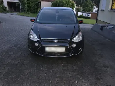 Gebraucht Ford C-MAX S 143 PS (105 kW) 2010 Schwarz Van / Kleinbus