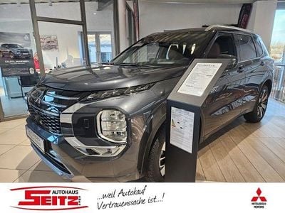 Neu Mitsubishi Outlander P-HEV Top 306 PS (225 kW) 2026 Grau SUV