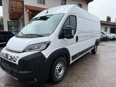 Gebraucht Fiat Ducato 179 PS (131 kW) 2024 Weiß Van