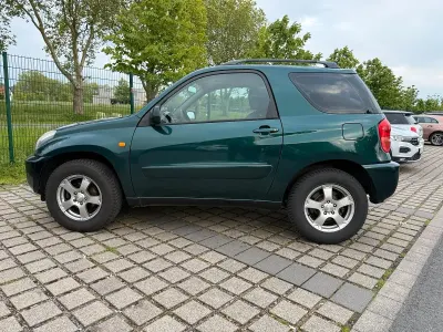 Gebraucht Toyota RAV4 92 PS (67 kW) 2002 Grün SUV