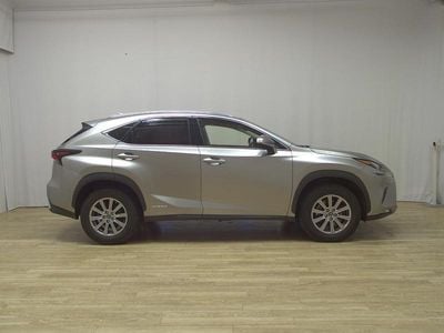 Lexus NX300h