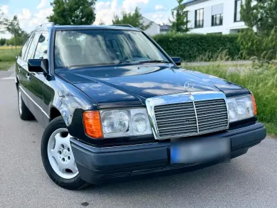Gebraucht Mercedes 300 112 PS (82 kW) 1990 Blau Kombi
