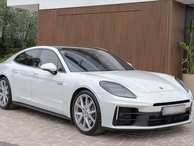 Second-hand Porsche Panamera 470 CP (345 kW) 2024 Alb Hatchback