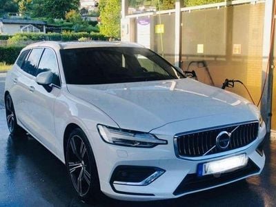 Gebraucht Volvo V60 Inscription 190 PS (139 kW) 2019 Weiß Kombi