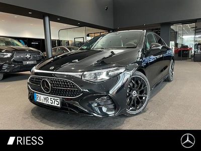 Gebraucht Mercedes CLA200 AMG line 184 PS (135 kW) 2026 Metalliclack kosmosschwarz Limousine