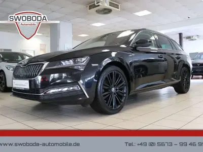 Gebraucht Skoda Superb Style 218 PS (160 kW) 2023 Schwarz Kombi