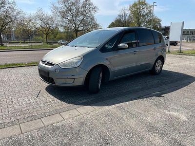Gebraucht Ford S-MAX 140 PS (102 kW) 2008 Grau Van / Kleinbus