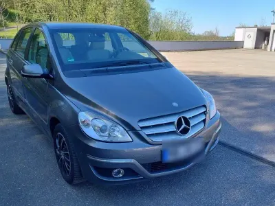 Gebraucht Mercedes B170 116 PS (85 kW) 2009 Grau Van / Kleinbus