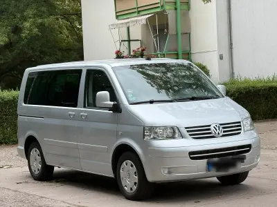 Gebraucht VW Multivan 131 PS (96 kW) 2005 Silber Van / Kleinbus