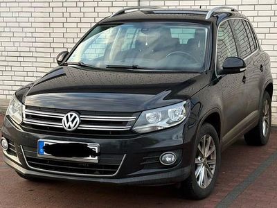 Schwarz Gebraucht 2012 VW Tiguan Sport SUV | 7.700 € (Fairer Preis)