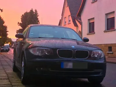 Gebraucht BMW 118 148 PS (108 kW) 2009 Schwarz Kleinwagen