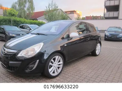Gebraucht Opel Corsa 101 PS (74 kW) 2012 Schwarz Kleinwagen