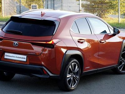 Lexus UX 250h