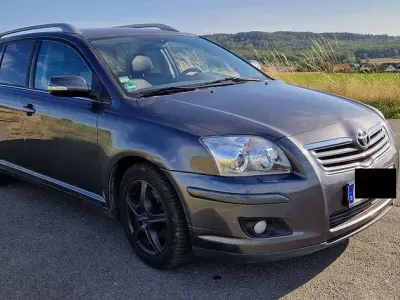 Gebraucht Toyota Avensis 150 PS (110 kW) 2007 Grau Kombi
