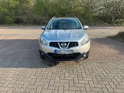 Gebraucht Nissan Qashqai +2 Tekna 150 PS (110 kW) 2010 Silber SUV